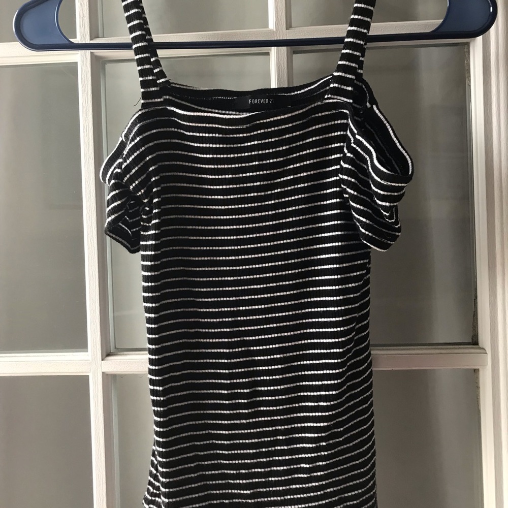 F21 STRIPPED OFF THE SHOULDER TOP